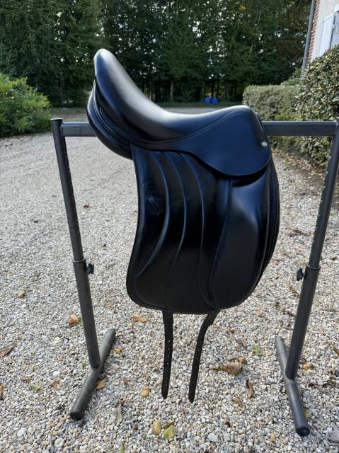 Sella da dressage Devoucoux  17" - 2008