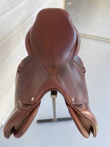 Sella da salto ostacoli CWD  18" - 2014