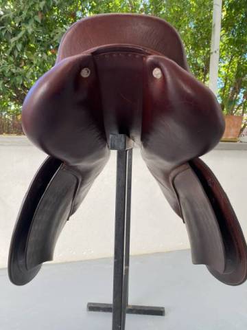 Sella da salto ostacoli CWD  18" - 2014