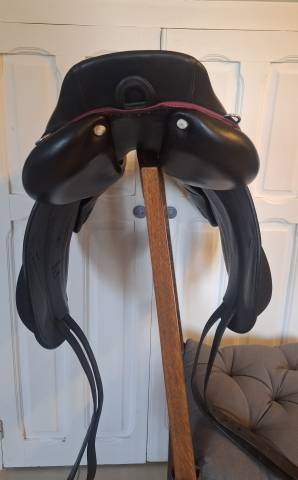 Sella da endurance CWD  17.5" - 2023