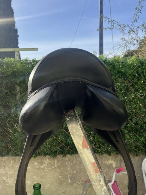 Sella da dressage Forestier  17.5" - 2022