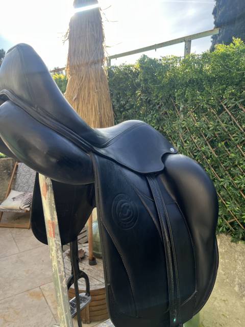 Sella da dressage Forestier  17.5" - 2022