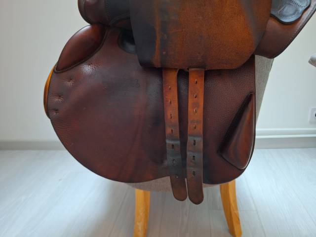 Sella da salto ostacoli Delgrange  18" - 2012