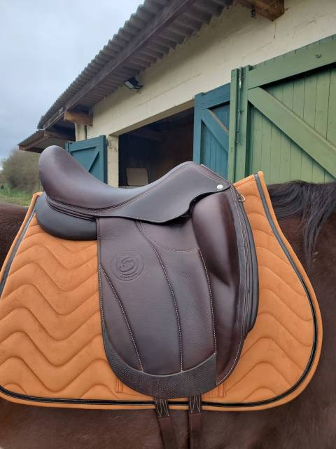 Sella da dressage Forestier  17" - 2022