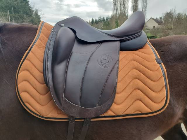 Sella da dressage Forestier  17" - 2022