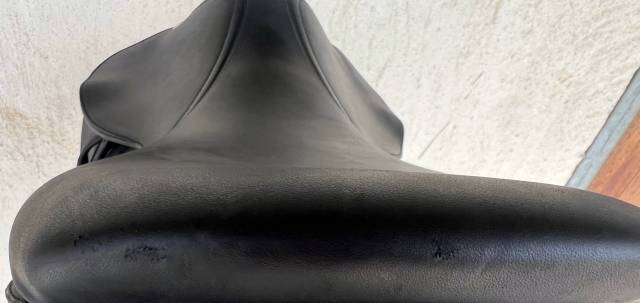 Sella da salto ostacoli Butet  17.5" - 2024