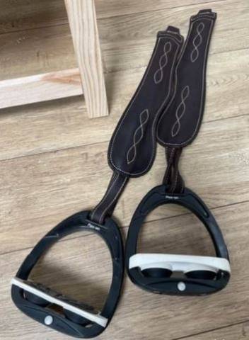 Sella da salto ostacoli Antarès  17" - 2021