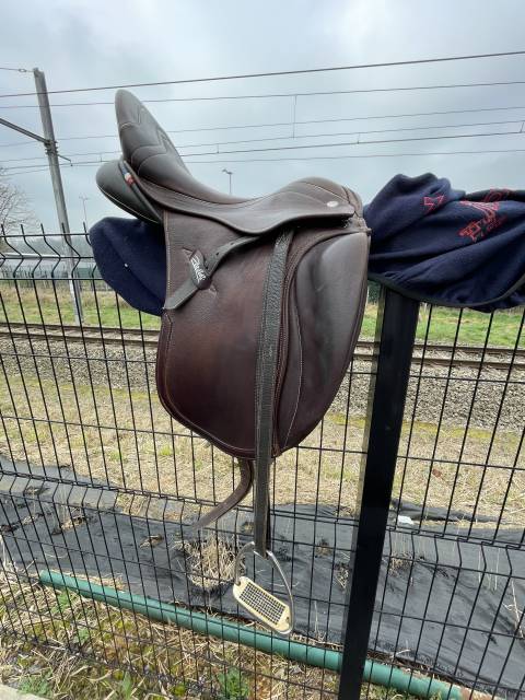 Sella da dressage Zaldi Bizrritz 18" - 2018