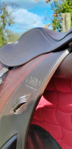 Sella da cross CWD  17.5" - 2020