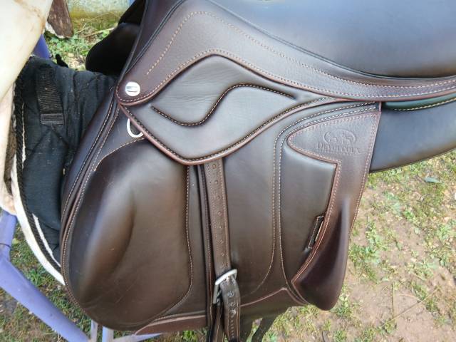 Sella da salto ostacoli Devoucoux  16.5" - 2020