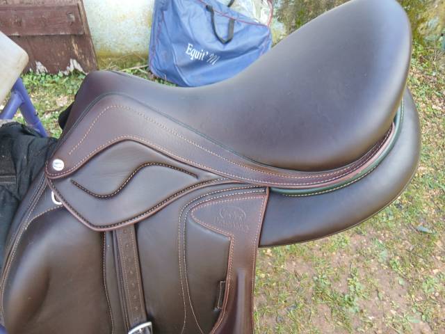 Sella da salto ostacoli Devoucoux  16.5" - 2020