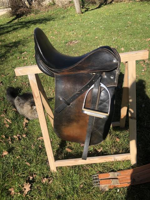 Sella da dressage   17" - 2010