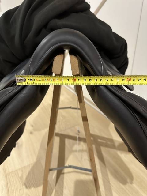 Sella da salto ostacoli Forestier  17" - 2024