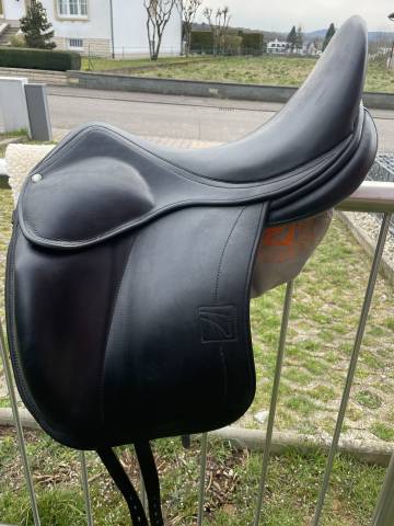 Sella da dressage Childeric  17.5" - 2021