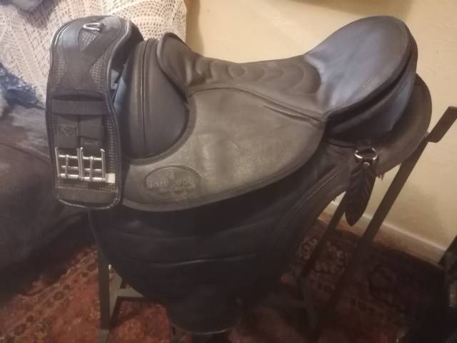 Sella sanza arcione Barefoot   17" - 2020