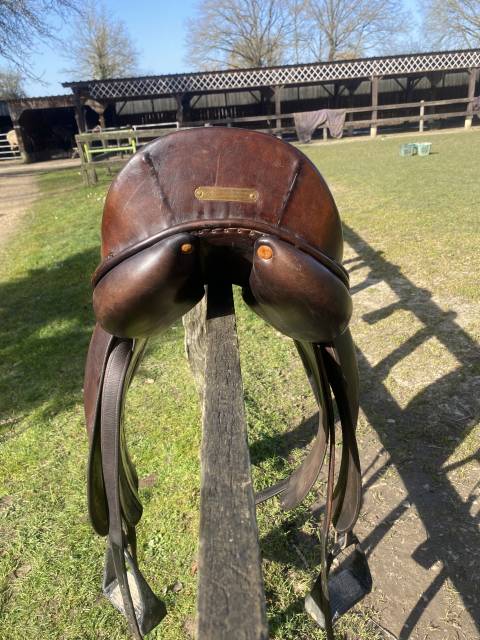 Sella da dressage Butet  17" - 2010