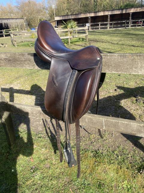 Sella da dressage Butet  17" - 2010