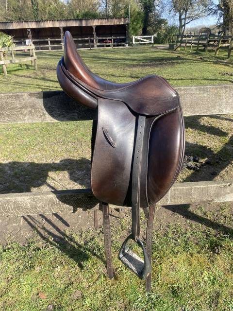 Sella da dressage Butet  17" - 2010