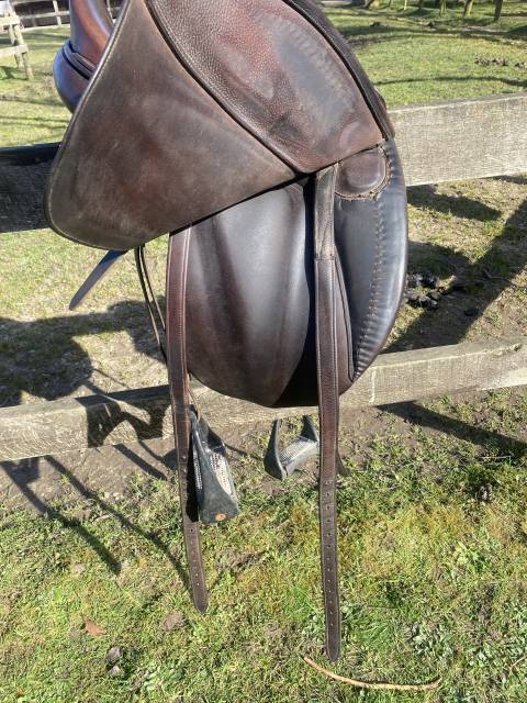Sella da dressage Butet  17" - 2010
