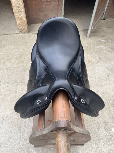 Sella da dressage Devoucoux  17.5" - 2020