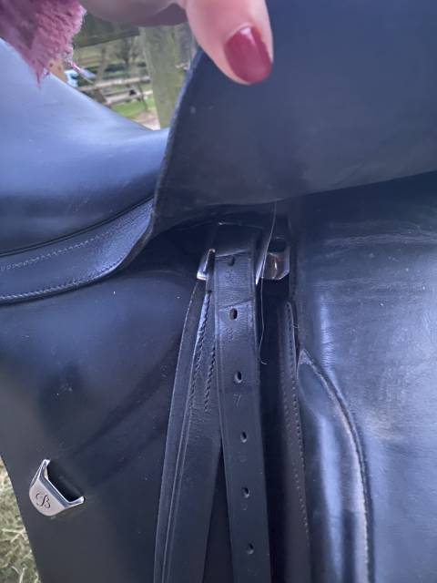 Sella da dressage Bates  17.5" - 2020