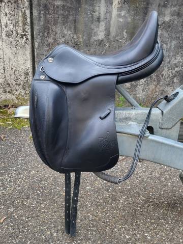 Sella da dressage Prestige Italia  17" - 2016