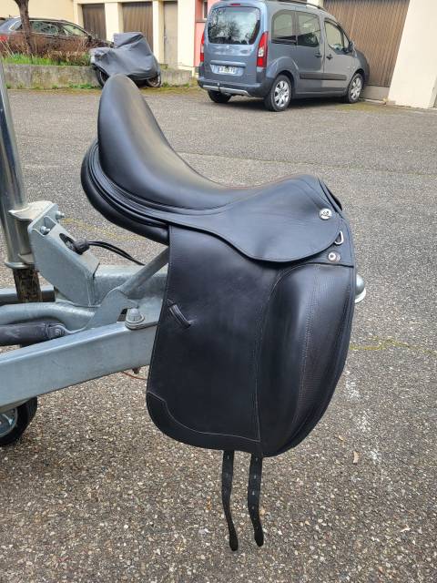 Sella da dressage Prestige Italia  17" - 2016