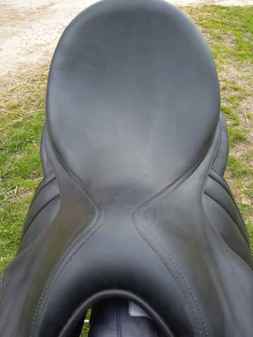 Sella da dressage Butet  17.5" - 2015