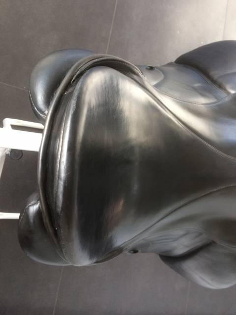 Sella da dressage  Hennig 17" - 2007