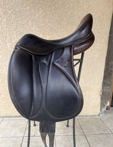 Sella da dressage Devoucoux  17.5" - 2013