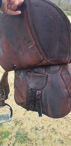 Sella da salto ostacoli Antarès  17" - 2021