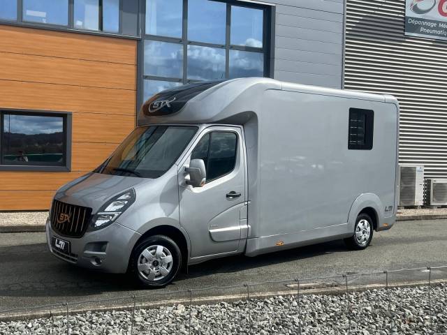 Van per Cavalli STX STALLE 3 PLACES 165 CH 2021 Occasione