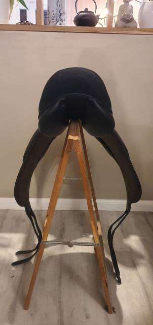 Sella da dressage Belloir  17.5" - 2011