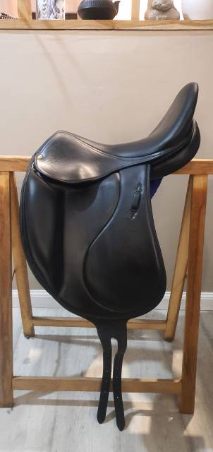 Sella da dressage Belloir  17.5" - 2011
