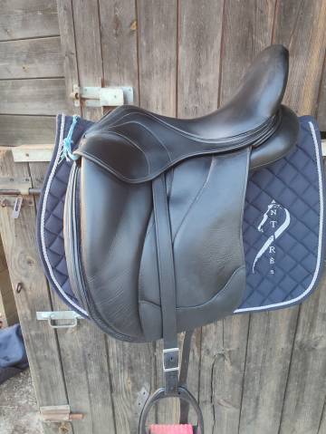 Sella da dressage Antarès  16.5" - 2012