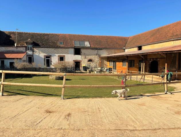 Centro ippico In vendita Yonne
