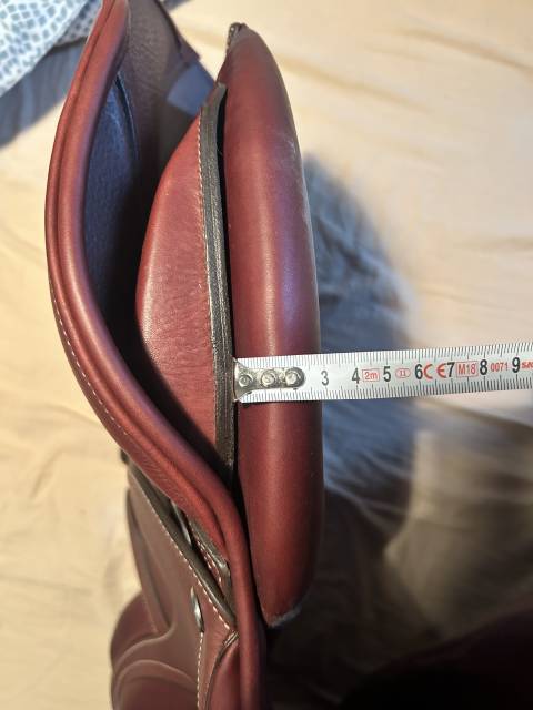 Sella da salto ostacoli CWD  17.5" - 2023