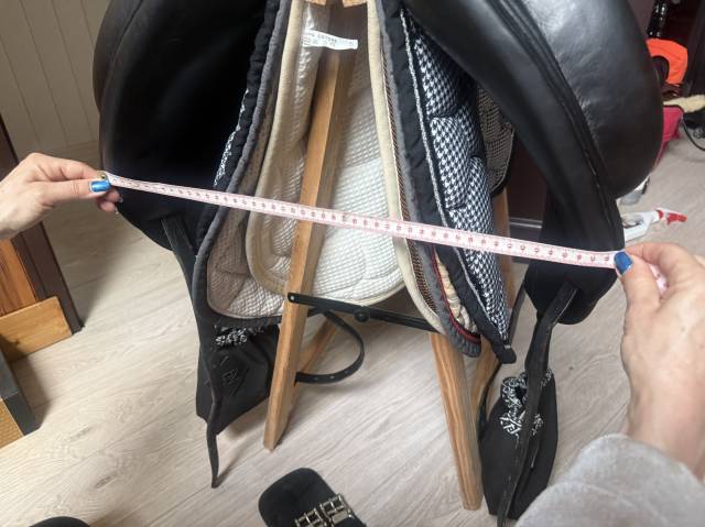 Sella da dressage Forestier  17" - 2019