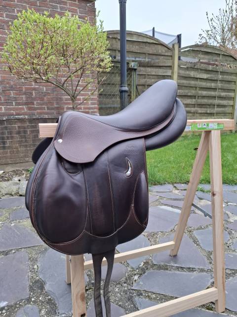 Sella da endurance Devoucoux  16.5" - 2019