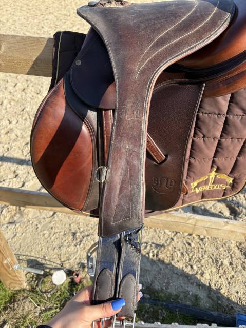 Sella da salto ostacoli Delgrange  17.5" - 2008