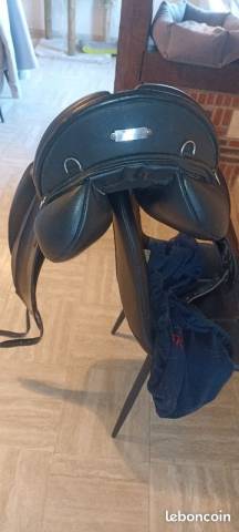 Sella da dressage Zaldi  17.5" - 2019