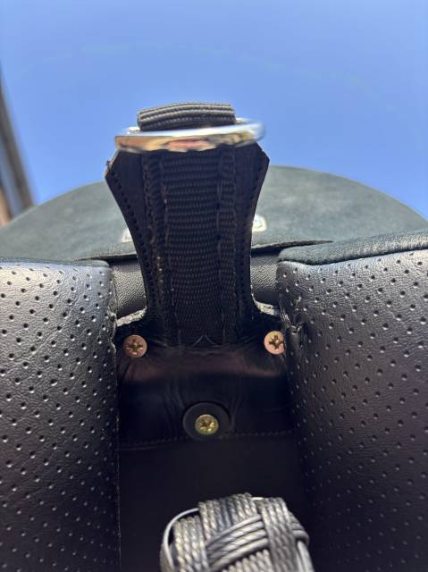 Sella da dressage Wintec  17.5" - 2024