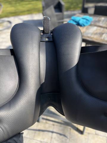 Sella da dressage Wintec  17.5" - 2024