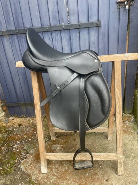 Sella mista Wintec  17.5" - 2025