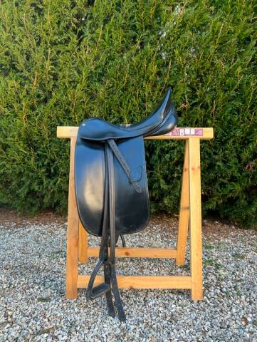 Sella da dressage Forestier Carlos Pinto  17" - 2016