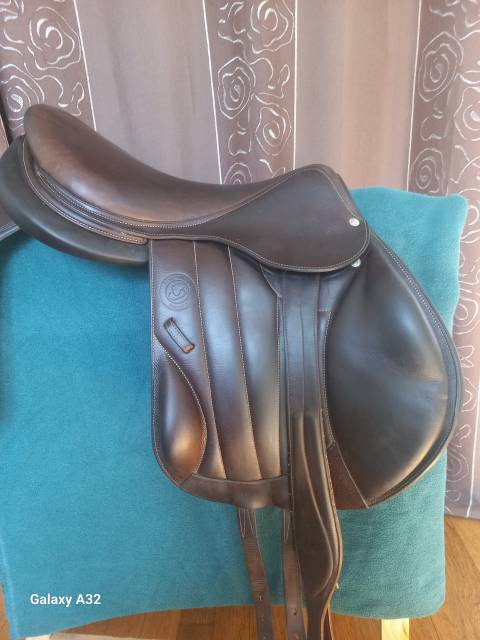 Sella da salto ostacoli Forestier  18" - 2017