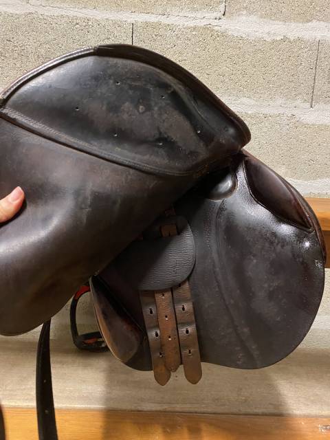 Sella da salto ostacoli Delgrange  17" - 2005