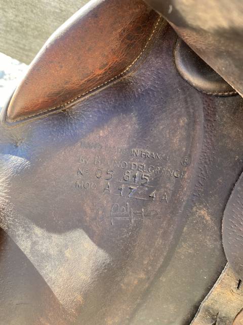 Sella da salto ostacoli Delgrange  17" - 2005