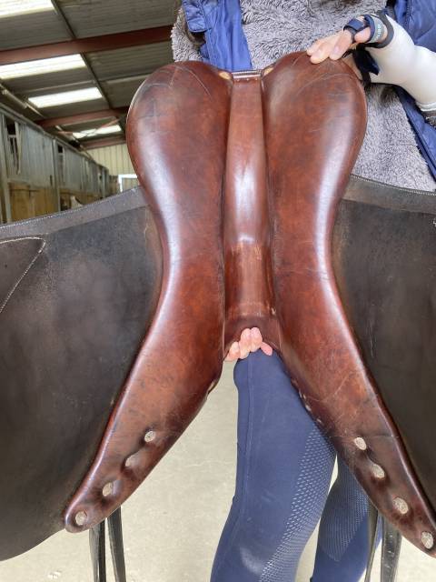 Sella da salto ostacoli Delgrange  17" - 2005