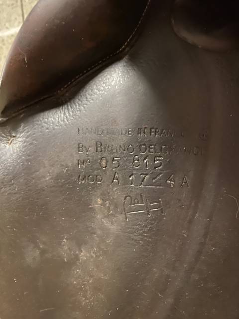 Sella da salto ostacoli Delgrange  17" - 2005